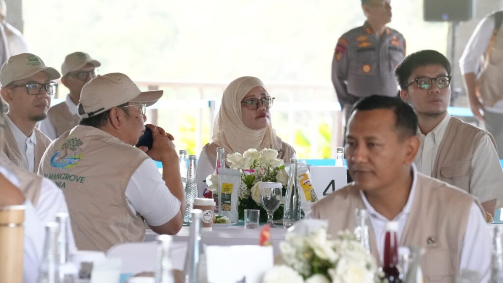 Tanam Mangrove